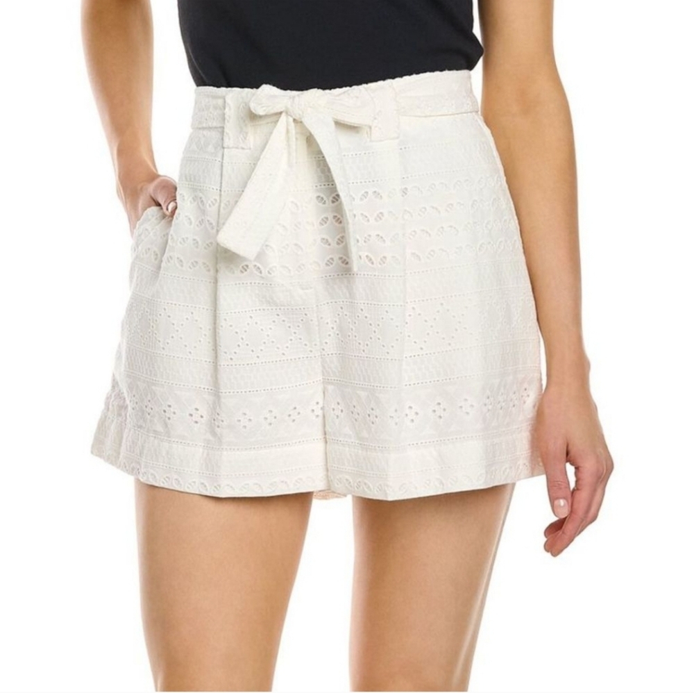 NEW NWT - Badgley Mischka Studio Womens Eyelet Shorts White